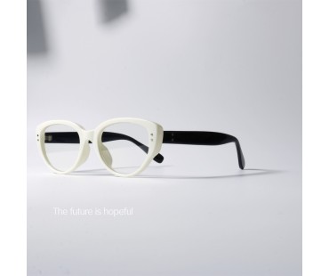 レトロ風ホワイト個性的キャットアイ型メガネ白いフレーム伊達メガネUV400ブルーライトカット軽量メガネTR90度付きレンズ度なしサングラスおしゃれキャッツアイ眼鏡
