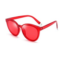カラーレンズ旬なファッションコーデ眼鏡サングラス男子透明クリアレンズめがねサングラス赤いレッド紅個性ストリート女子オシャレ有名人インスタ映えメガネ紫外線対策サングラス