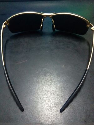 buy-glasses.jp購入商品ちゃんと届きますので、安心してください。