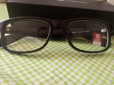 buy-glasses.jp購入商品ちゃんと届きますので、安心してください。