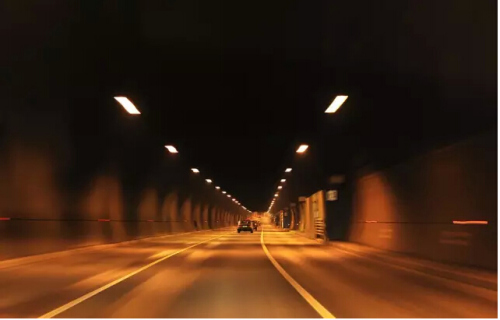 車サングラス