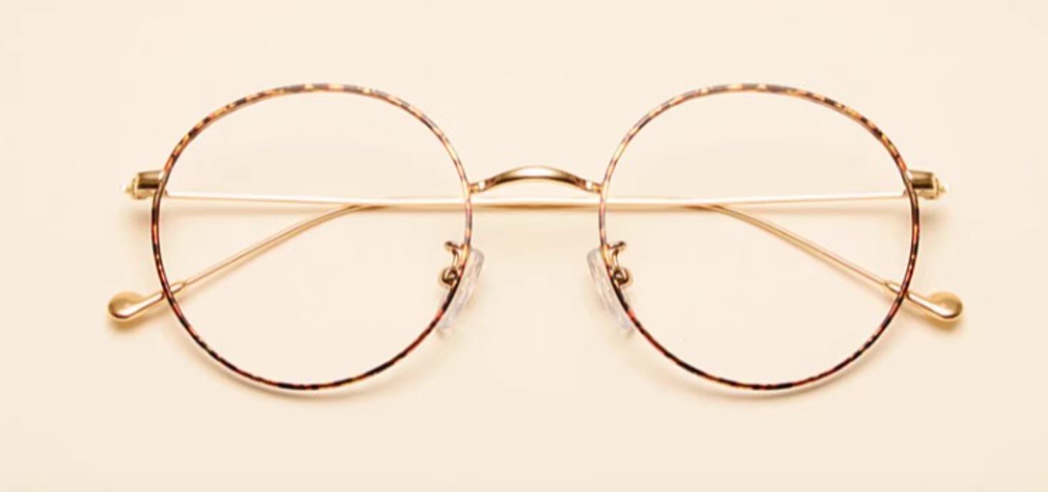 細いフレーム韓国メガネ 評価いいファッション金属伊達メガネ 安い