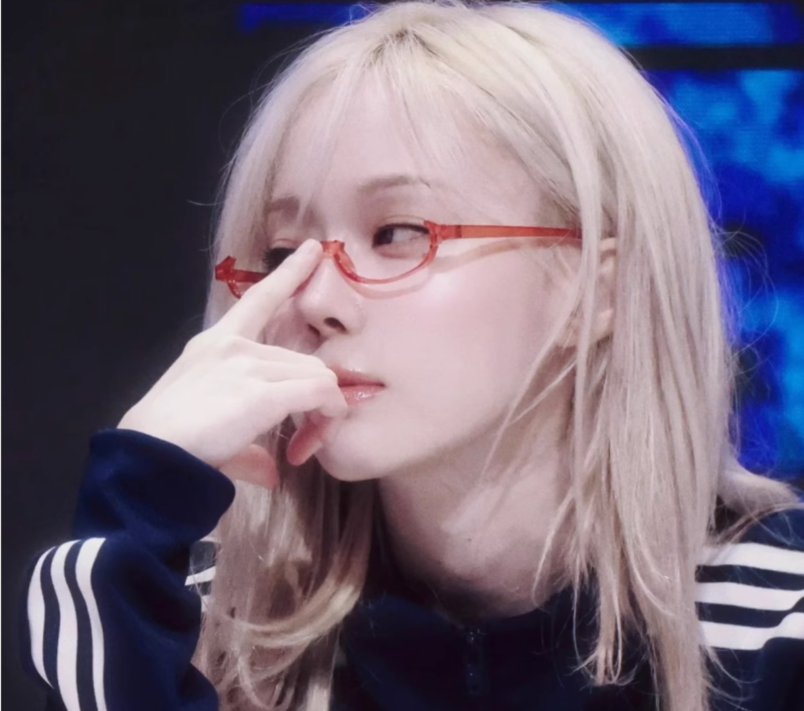 眼鏡コスプレ逆ナイロール可愛いハーフリムのメガネ赤い赤色